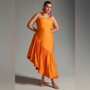 NWOT Let Me Be Strapless Asymmetrical Dress